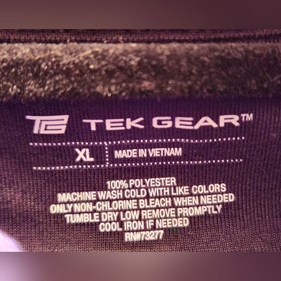 Tek Gear Black & Purple Athletic Jacket~ Full Zip~ Pockets & Media~ Size XL - Picture 5 of 7